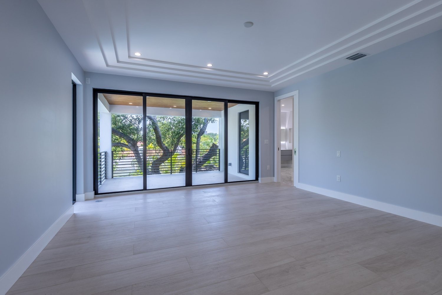 NK Residence photo 8
