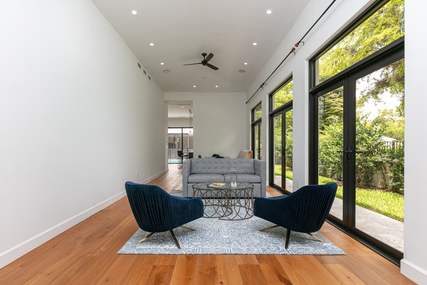 SM Residence photo 3